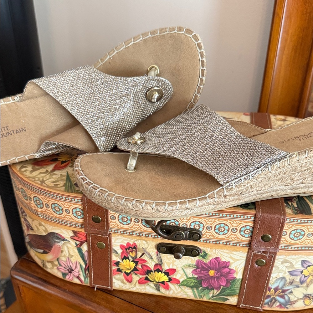 Stone Mountain Accessories Tan Woven Sandals